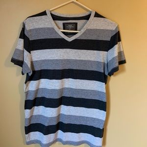 Men’s Striped H&M V-Neck T-Shirt - Small